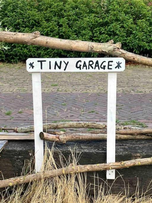 坎彭The Tiny Garage公寓 外观 照片